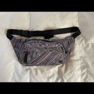 NWOT Lululemon On the Beat belt bag